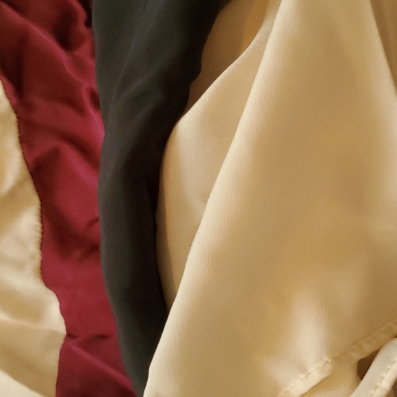 Dress not available - Picture 4 of 4